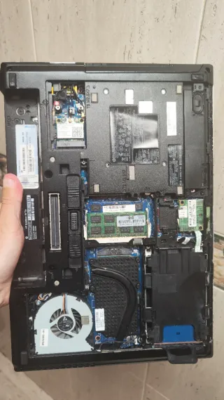 LEER. HP Elitebook 8470p Portátil