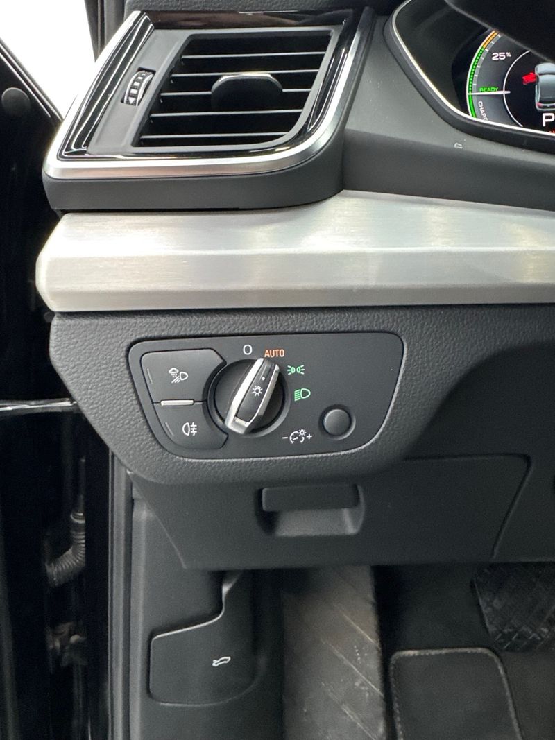 Audi Q5 2021, foto 25