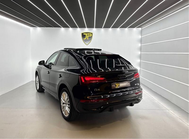 Audi Q5 2021, foto 6