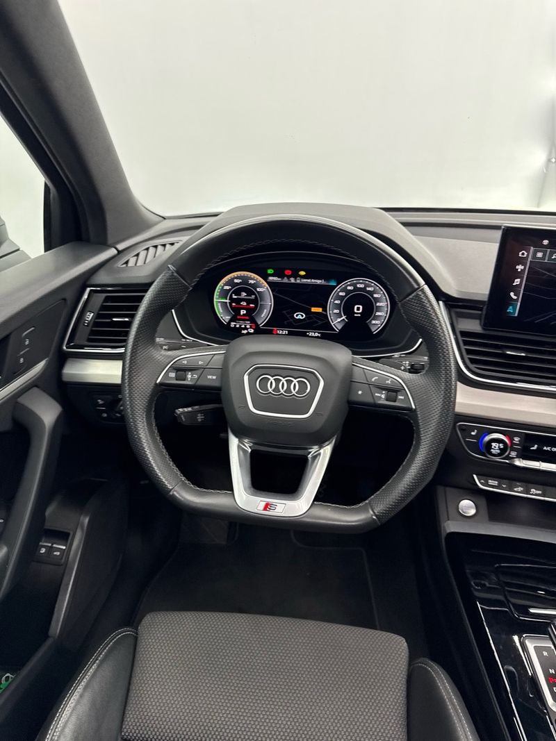 Audi Q5 2021, foto 18