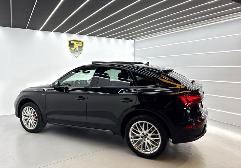 Audi Q5 2021, foto 2