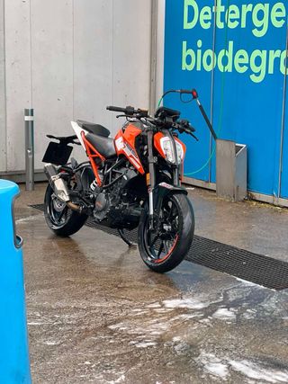 KTM Naked Moto Manual