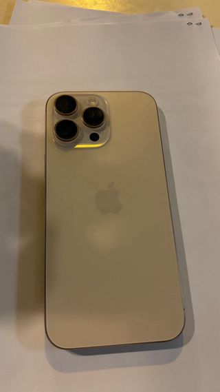 iPhone 16 Pro Oro/Plata