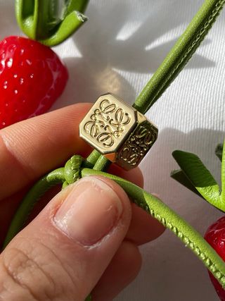 Charm Loewe Fresas Bolso Llavero