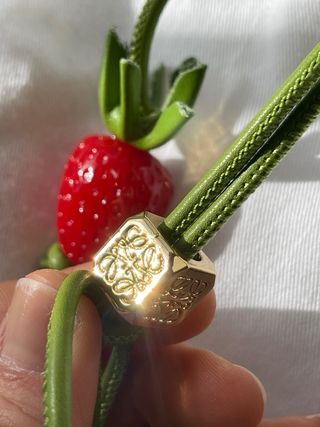 Charm Loewe Fresas Bolso Llavero