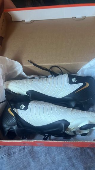 Botas de fútbol Nike phantom Talla 43