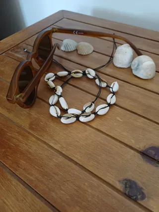 Occhiali da sole marrone striato