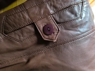 Chaquetón de piel marrón