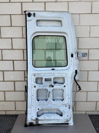 PUERTA TRASERA IZQUIERDA RENAULT MASTER II 2 ALTA