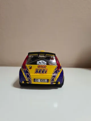 Scalextric Fiat Punto Abarth Amarillo