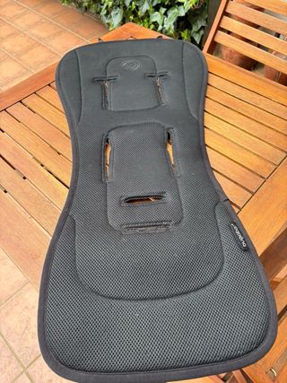 Bugaboo Fox 3 Negro Chasis Gris