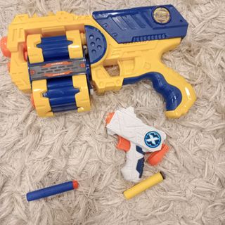 Lote 3 pistolas de plástico tipo Nerf