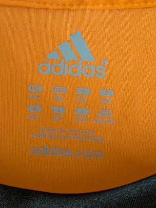 Camiseta entrenamiento Real Madrid Siemens. XL