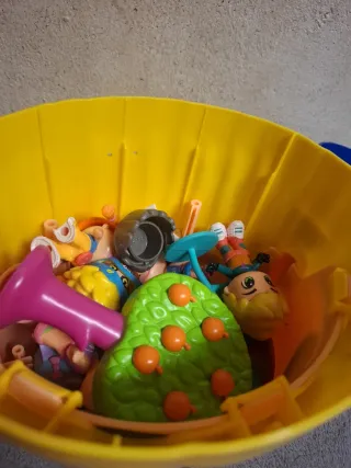 CUBO CABEZA PIN Y PON Y ACCESORIOS