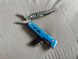 Multiherramienta 17 en 1 Estilo Leatherman
