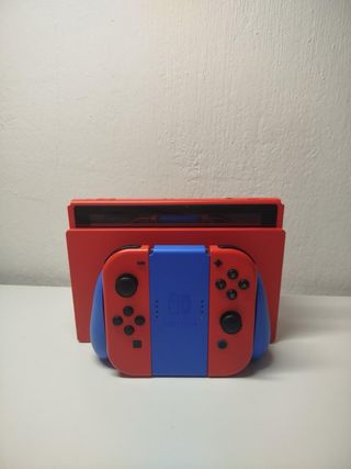 Nintendo Switch Rosso