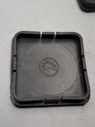 4 x Tapas Brello Negras Cuadradas