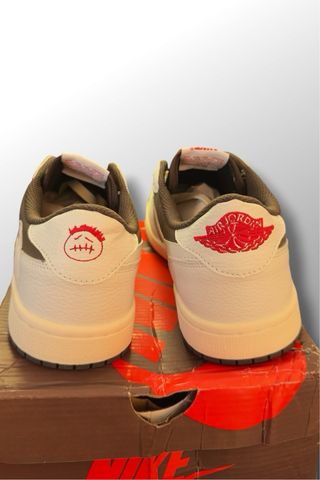 Jordan 1 Low Travis Scott Reverse Mocha 43