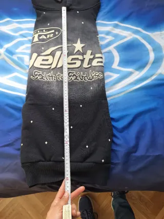 Sudadera Hellstar Negra con Estrellas