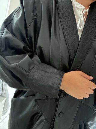Chaqueta cuero vintage negra
