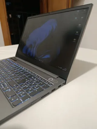 Portátil Lenovo Thinkbook