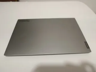 Portátil Lenovo Thinkbook