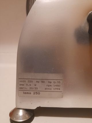 Affettatrice Elettrica Lama 250