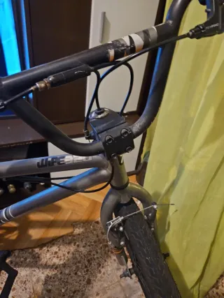 BMX wipe320 - Rueda reventada