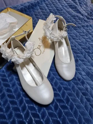 Oca-Loca Bailarinas Blancas Comunión Flores
