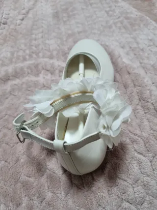 Oca-Loca Bailarinas Blancas Comunión Flores
