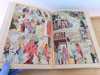EXTRA SUPERHÉROES - VISIÓN Y LA BRUJA ESCARLATA