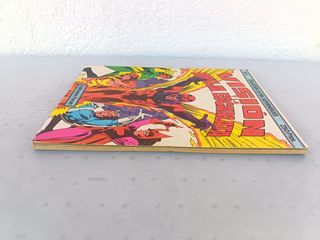 EXTRA SUPERHÉROES - VISIÓN Y LA BRUJA ESCARLATA
