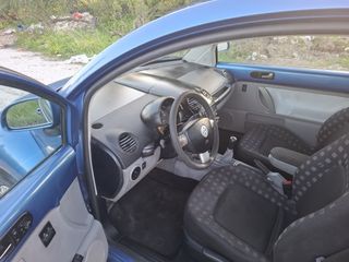 Volkswagen Beetle 2001