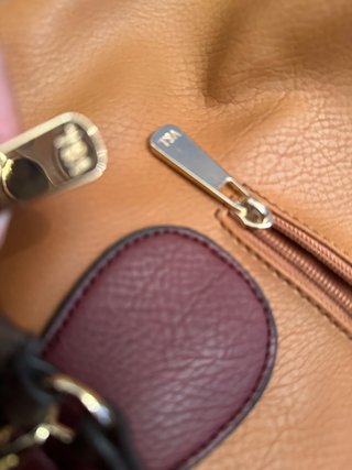 Bolso Victorio & Luchino Marrón y Rojo Auténtico