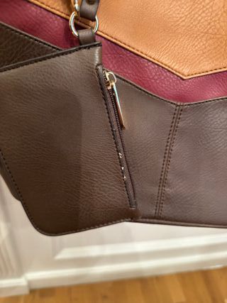 Bolso Victorio & Luchino Marrón y Rojo Auténtico