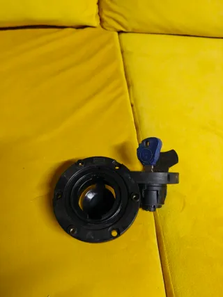 Tapón depósito gasolina Gilera Runner