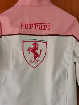 Cazadora Polipiel Ferrari Rosa y Blanca