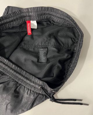 Pantalón corto deportivo