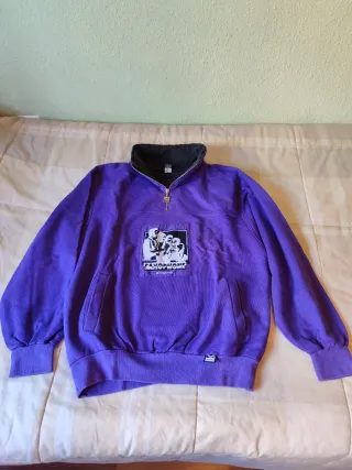 Sudaderas y chaquetas vintage de marca