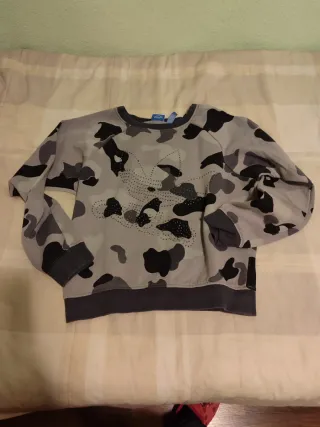 Sudaderas y chaquetas vintage de marca