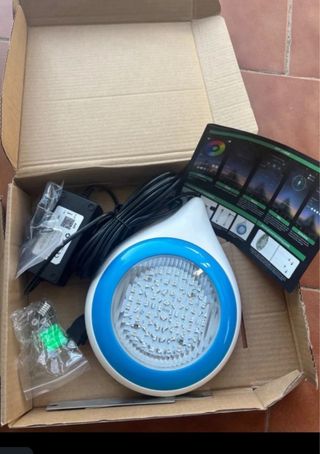 Lámpara de LED para Piscina de Colores App