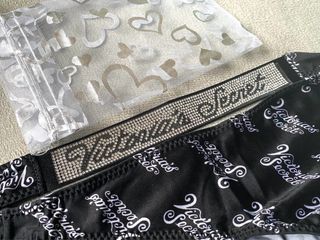 Tanga Victoria's Secret Negro y Blanco