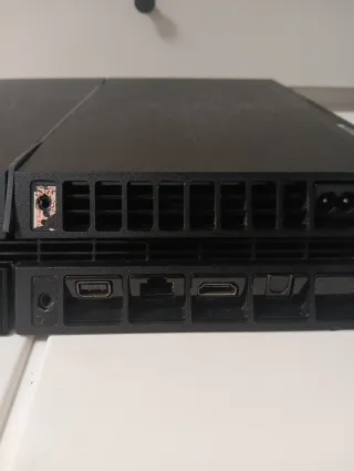 Consola PS4 (PlayStation 4) + Carcasa Vacía