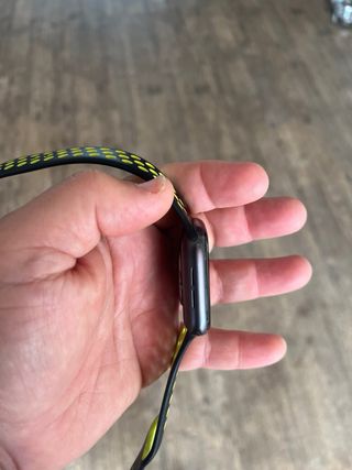 Apple Watch Series 5 Nike 44mm Negro/Amarillo