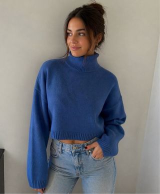 Jersey Zara cuello alto azul talla M