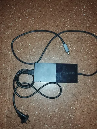 Xbox One Negra Completa