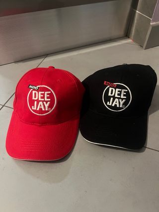 2 Cappelli Radio Dee Jay Rossi e Neri