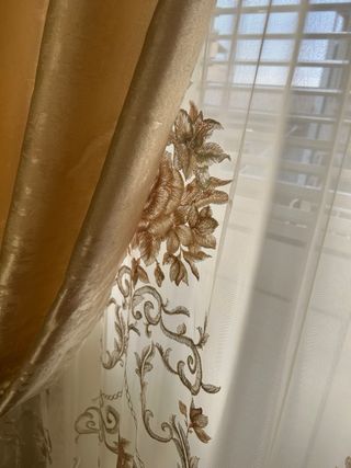 Tende eleganti beige e oro