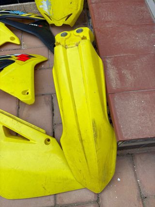 Plásticos Suzuki RMZ 450 2009