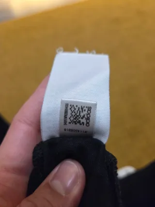 Camiseta Adidas Real Madrid Negra y Azul talla S